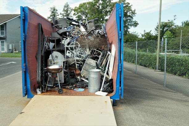 Best Yard Waste Removal  in Kidron, OH